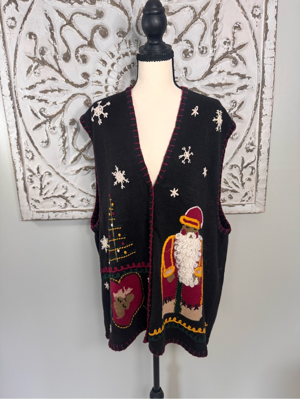 Vintage Laura Daniels L Black Santa Christmas Sweater Vest 3D Embroidered Holida